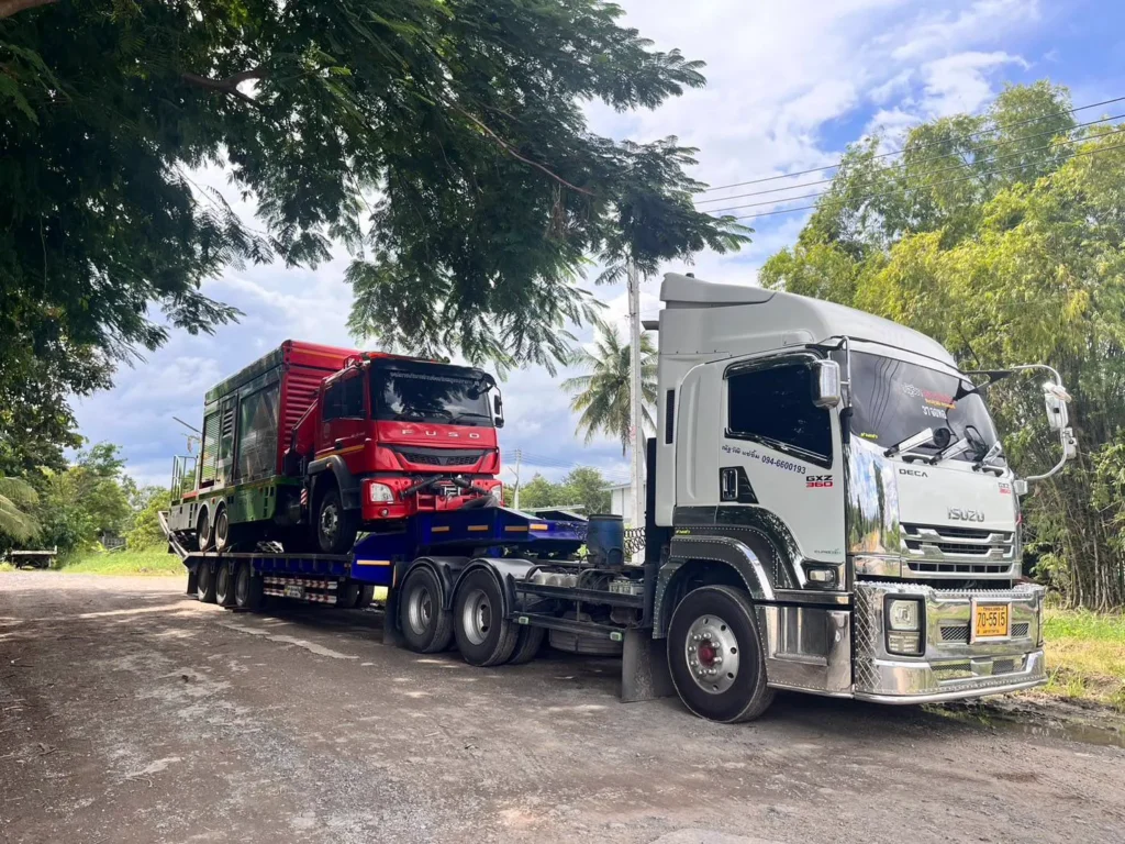 รถเทรลเลอร์บรรทุกขนย้ายรถสิบล้อ